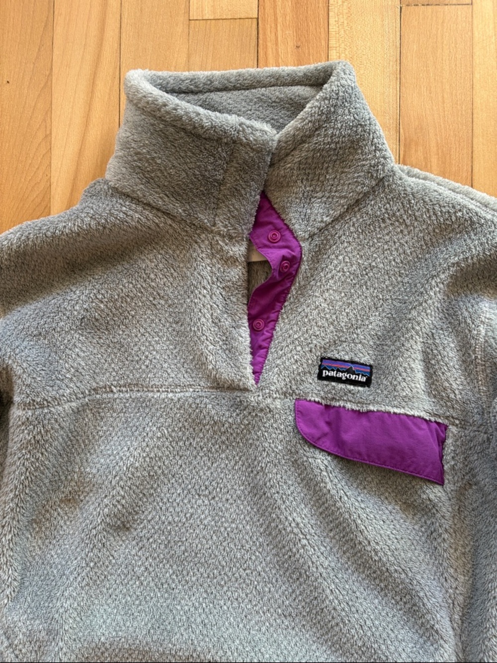 Patagonia Gray Fleece Jacket with Purple Trim - Picture 3 of 4